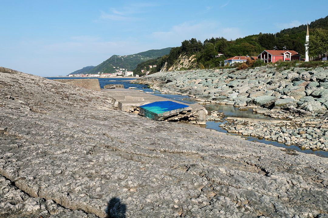 black sea blue by Peter Piek