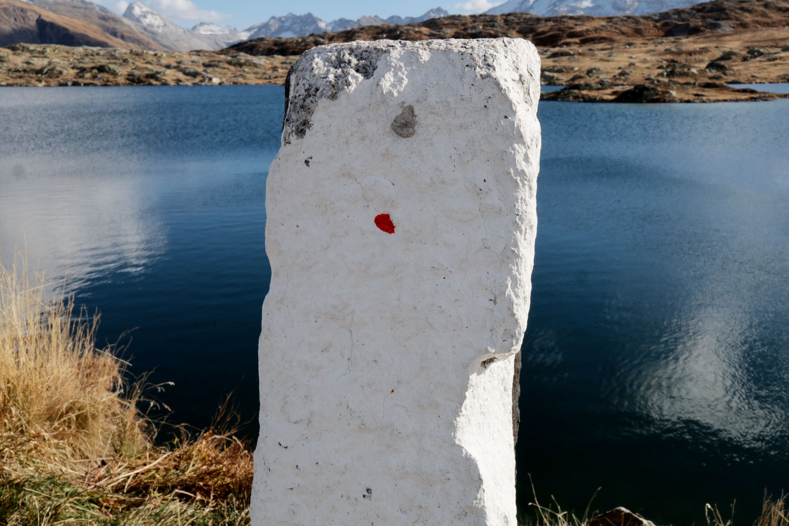 red dot Totensee by Peter Piek