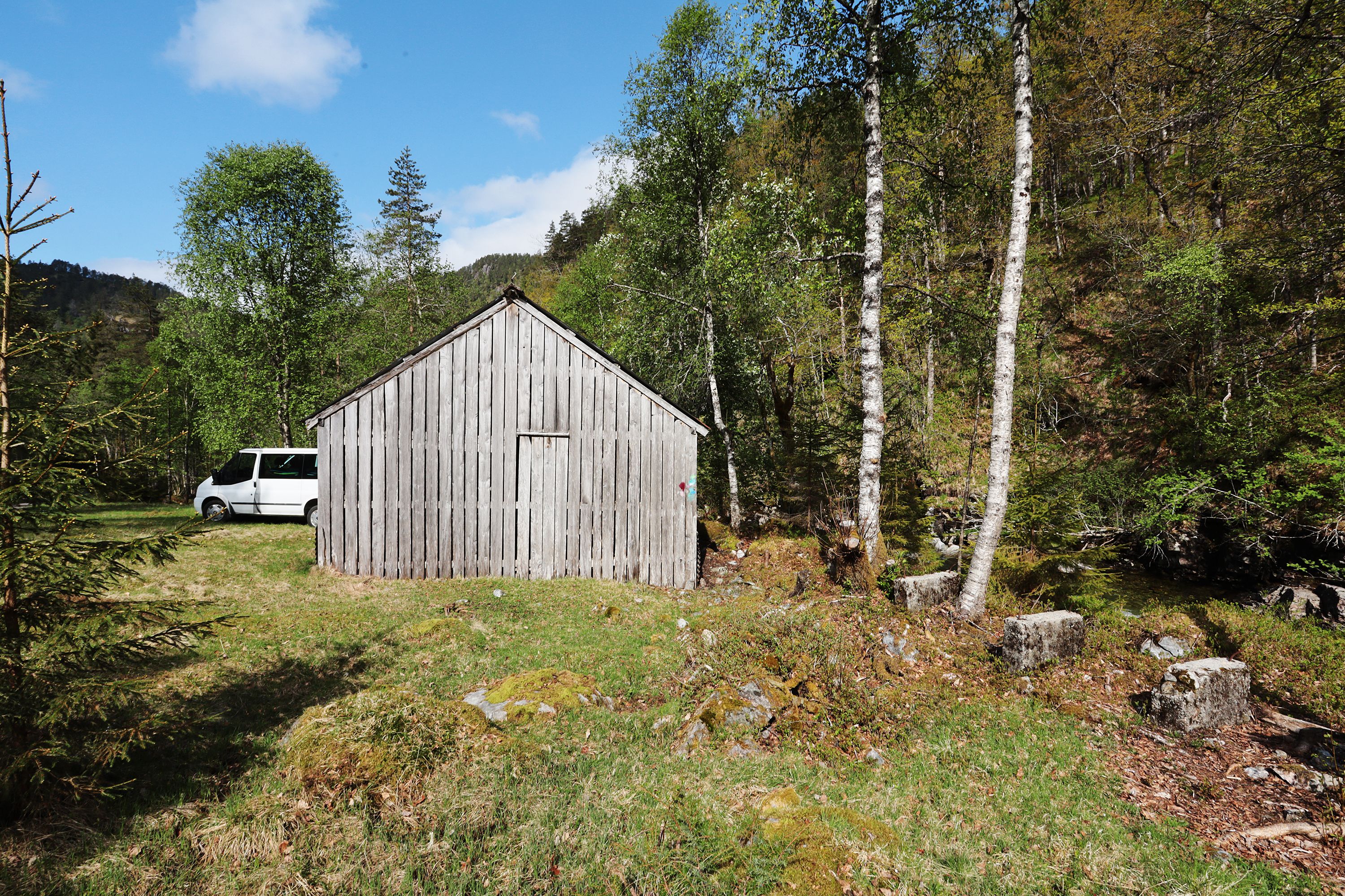little barn thing by Peter Piek