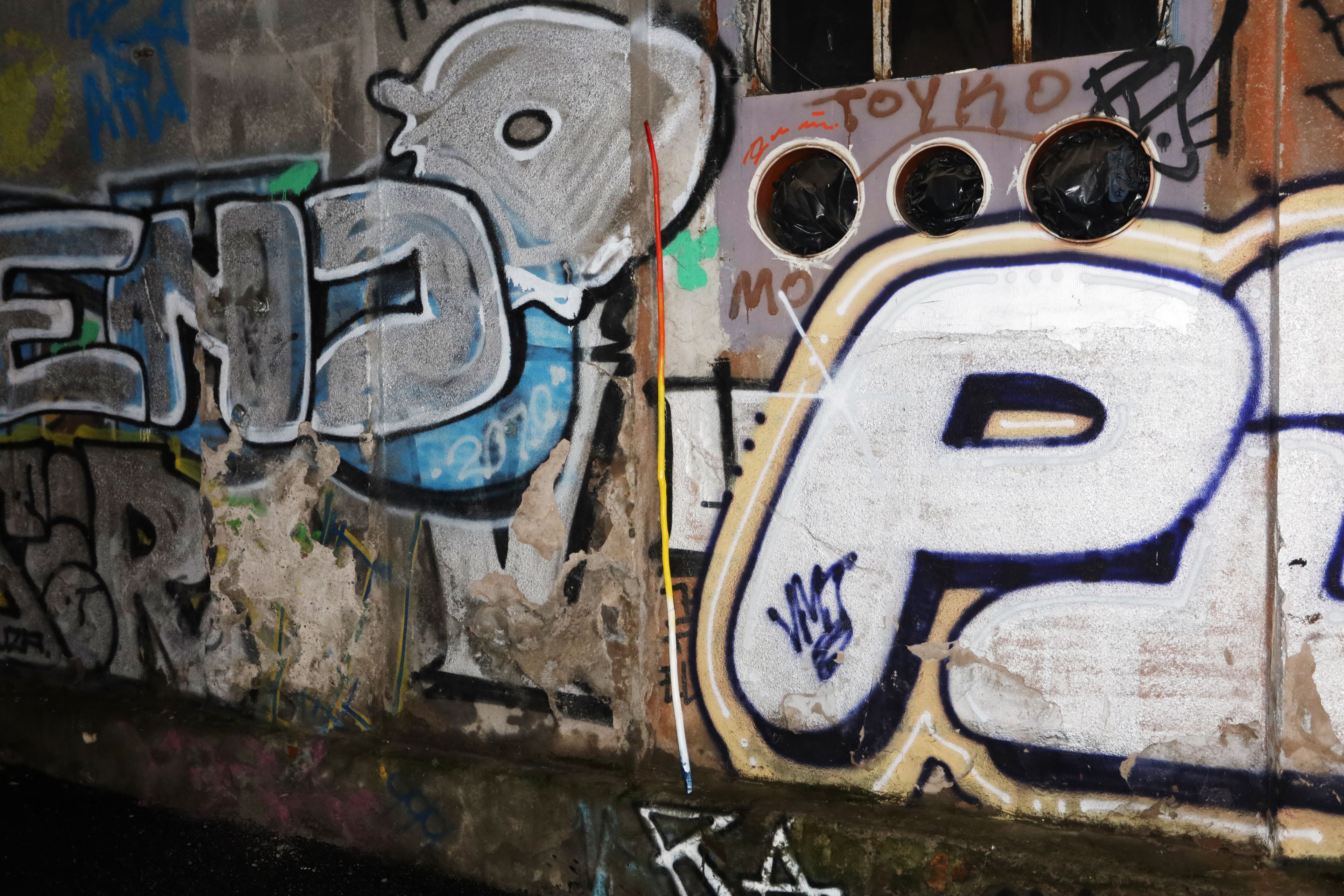 Take Away Belgrade by Peter Piek