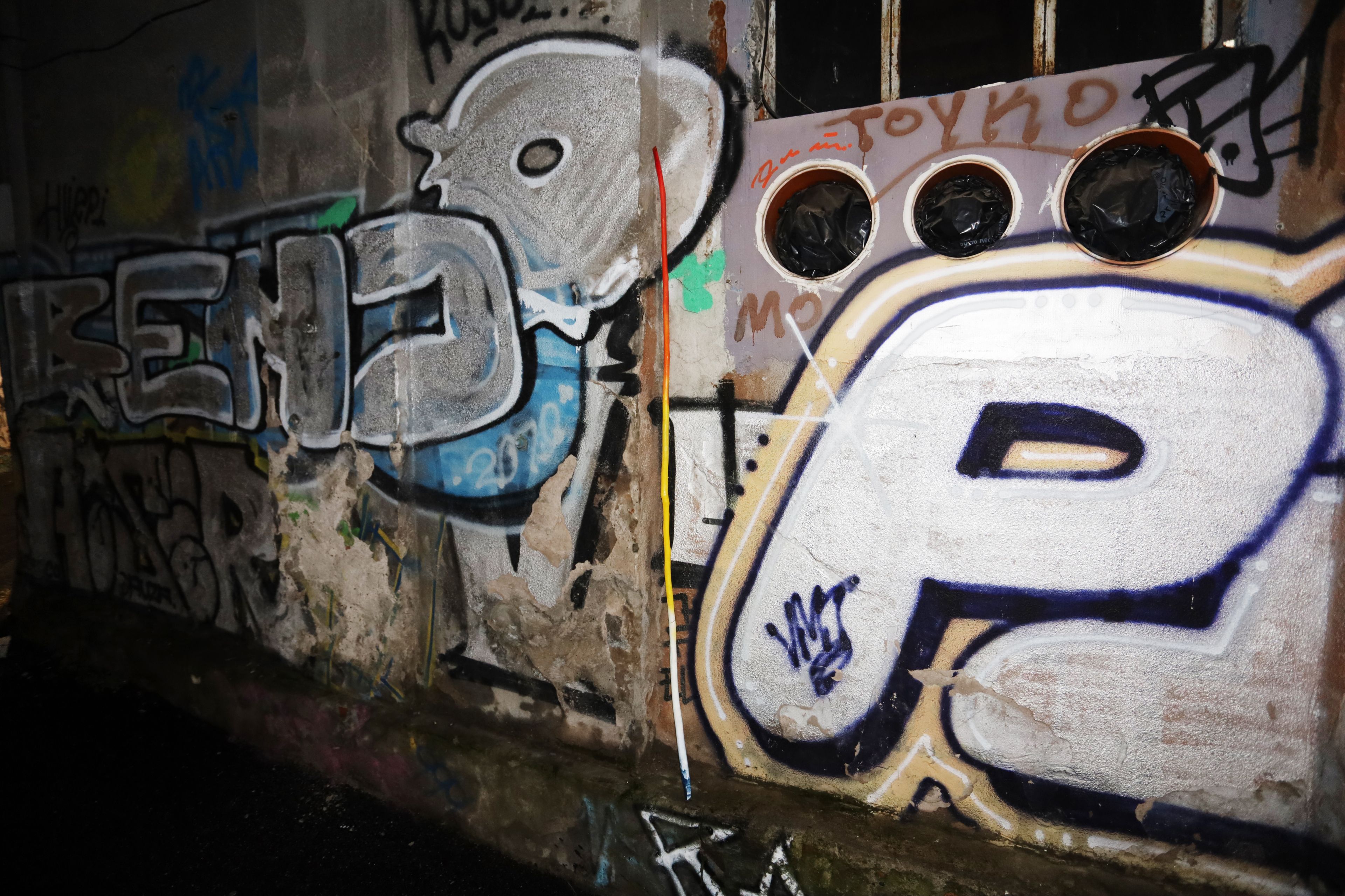Take Away Belgrade by Peter Piek