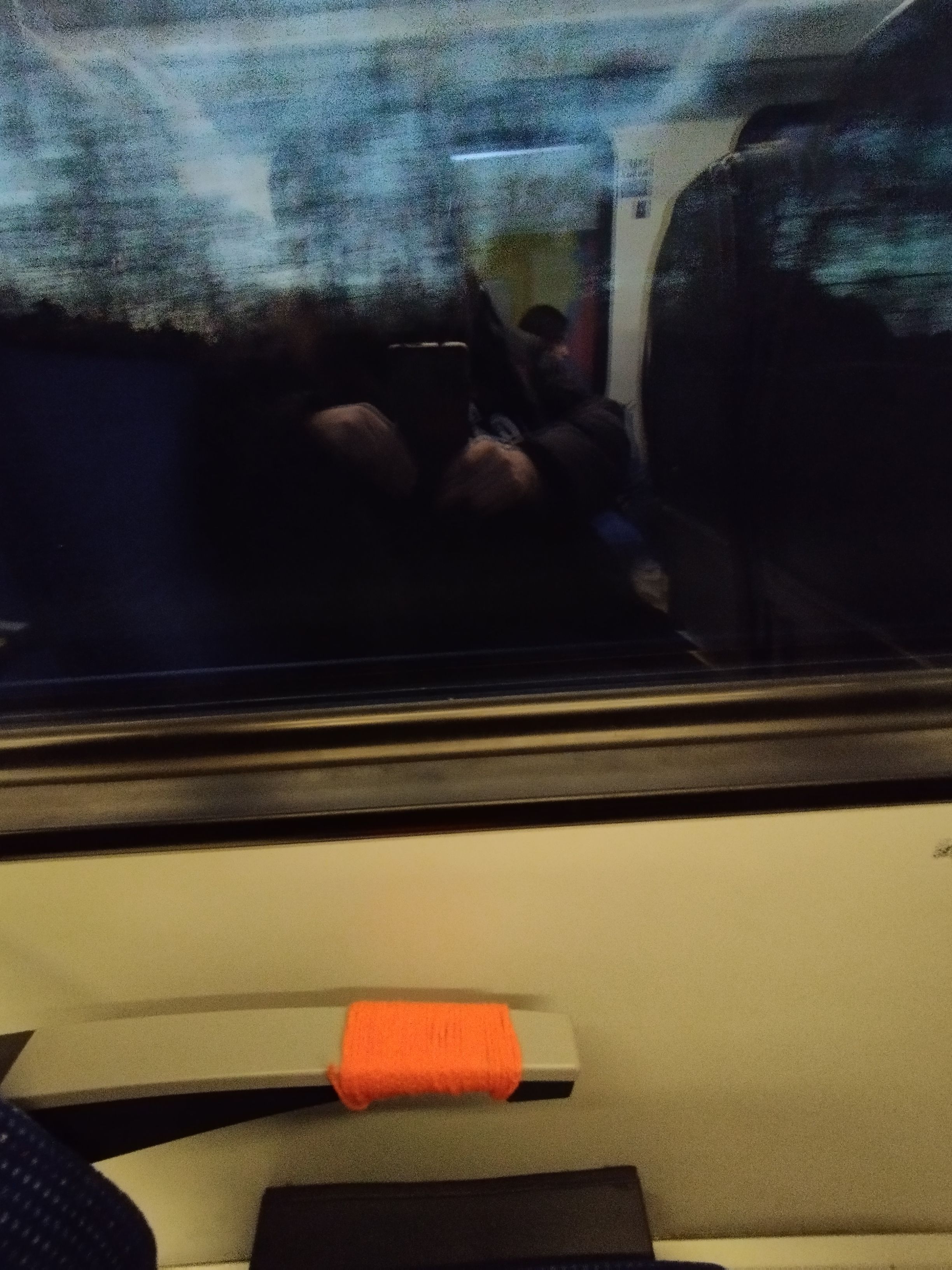 Orange the world -S7-Celle-Hannover by Mi Krude