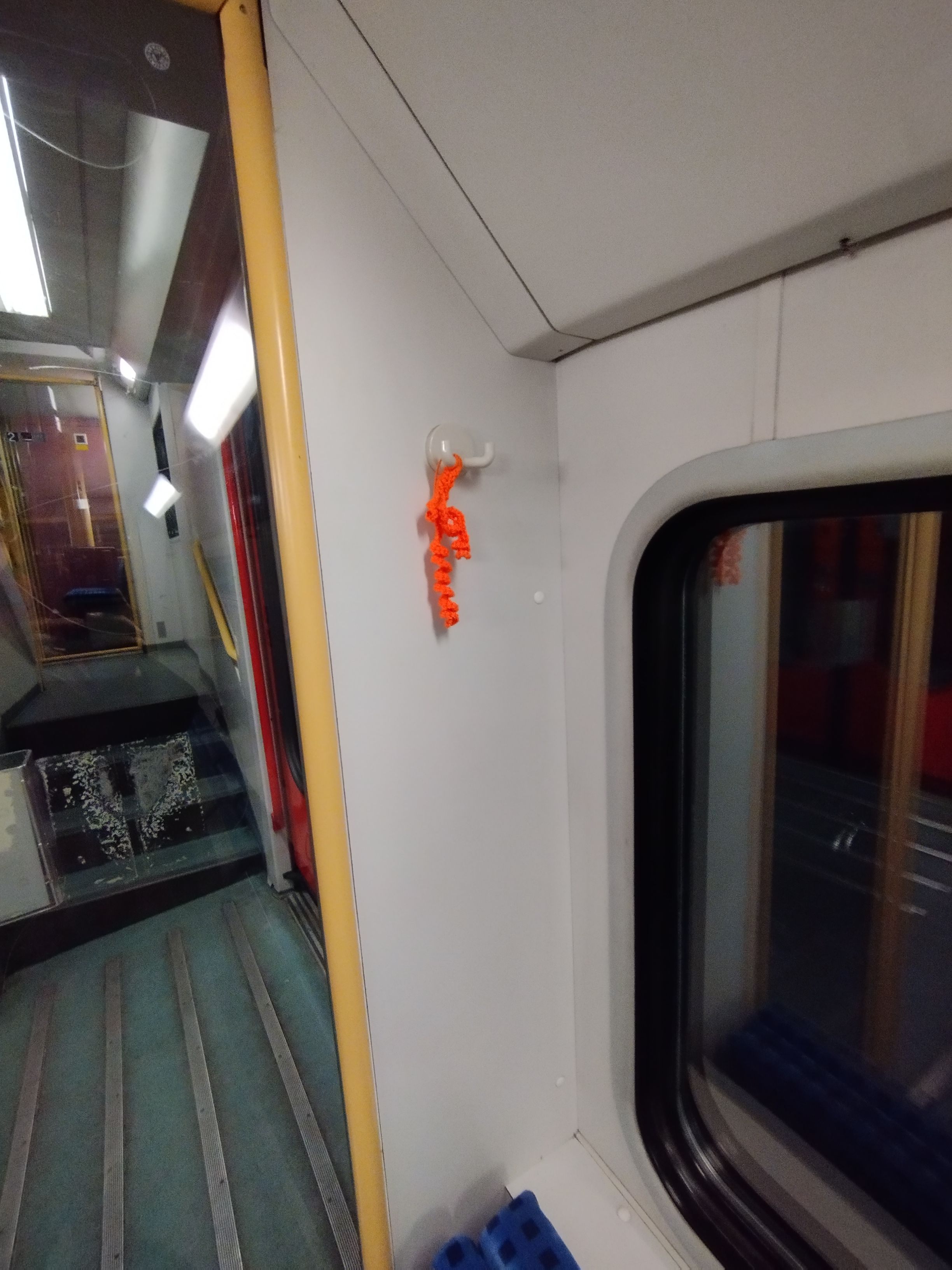 Orange the world - S7 by Mi Krude
