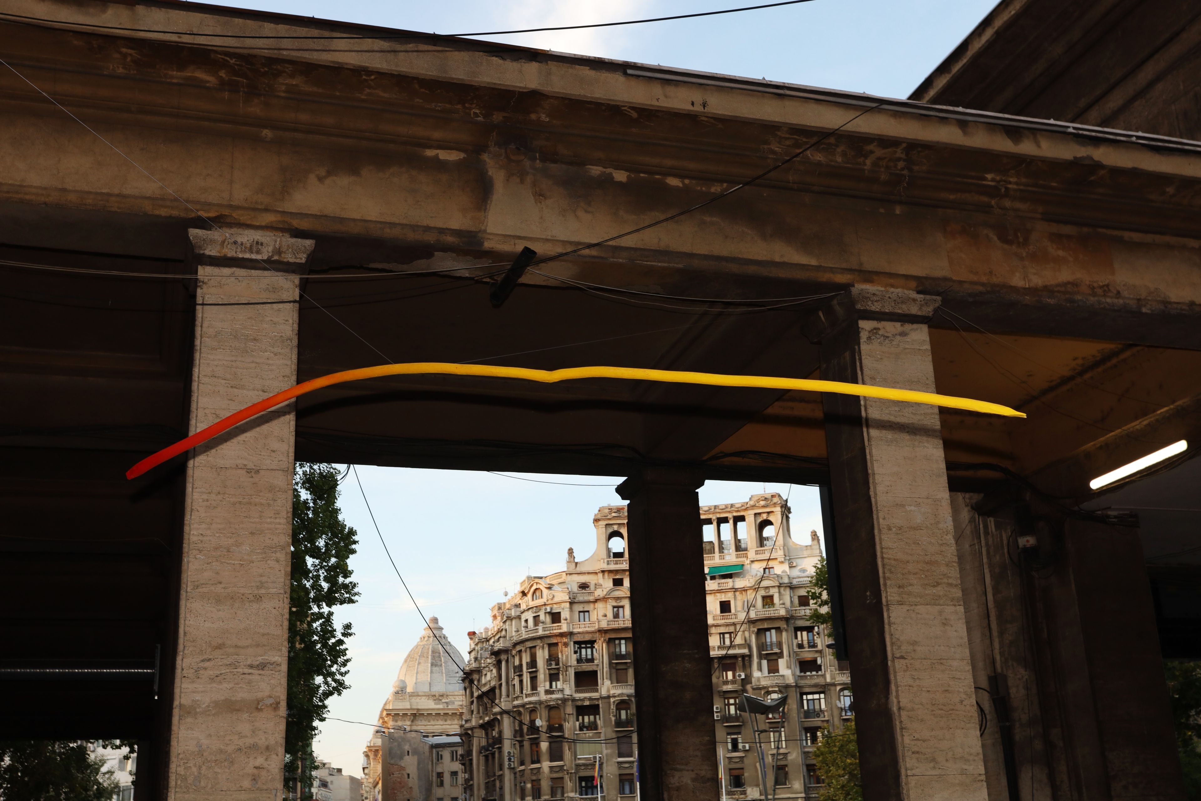 Bukarest 2 by Peter Piek