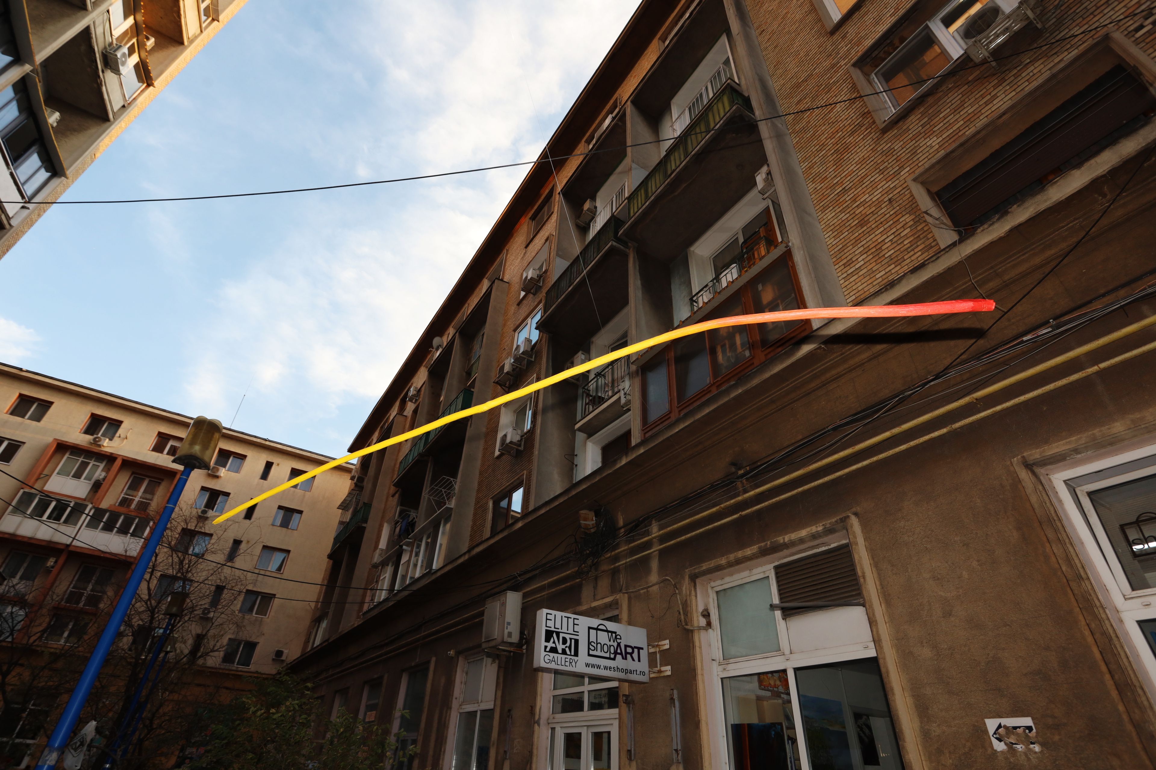 Bukarest 2 by Peter Piek