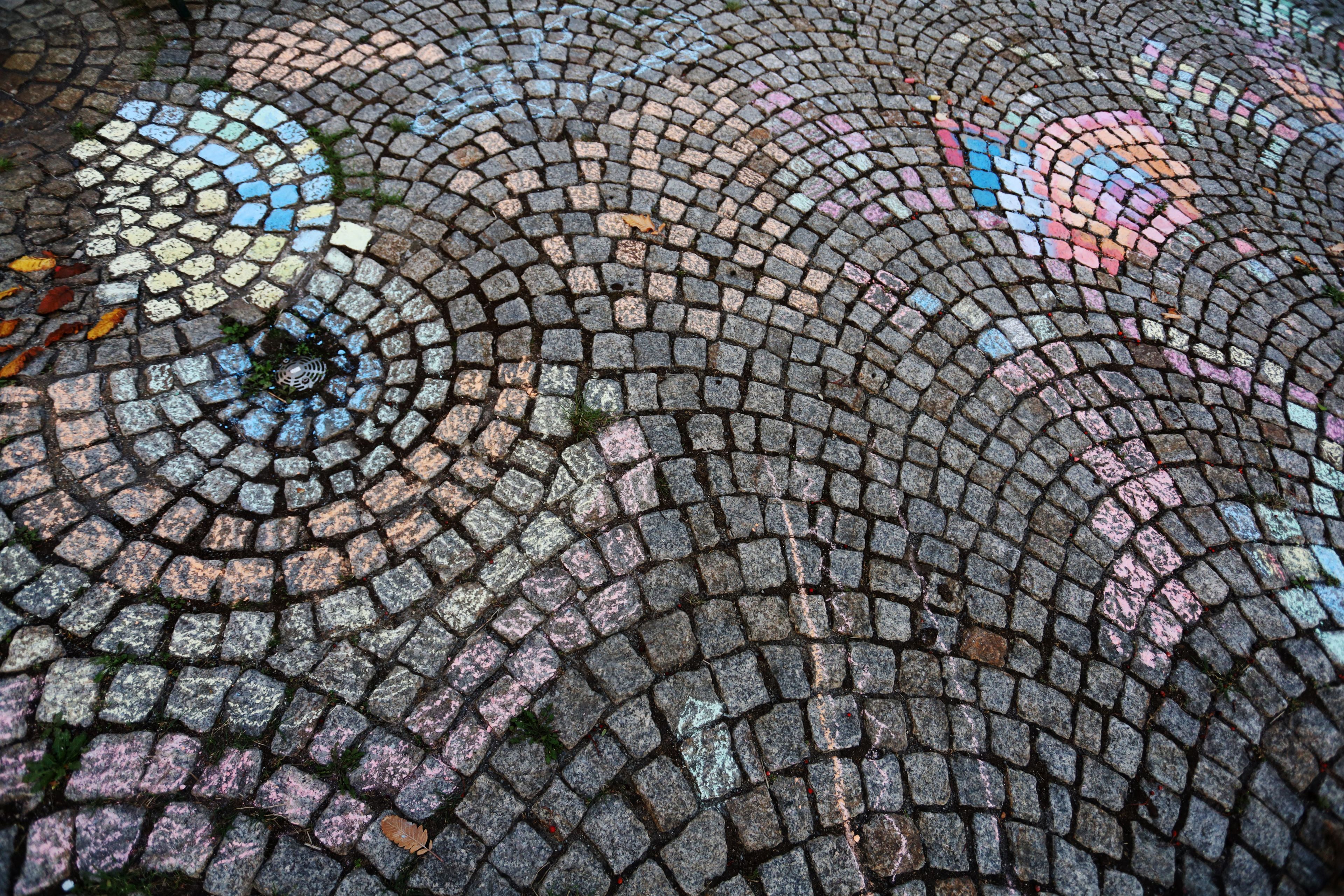 Color vs Cars by Peter Piek + Neues Konsulat
