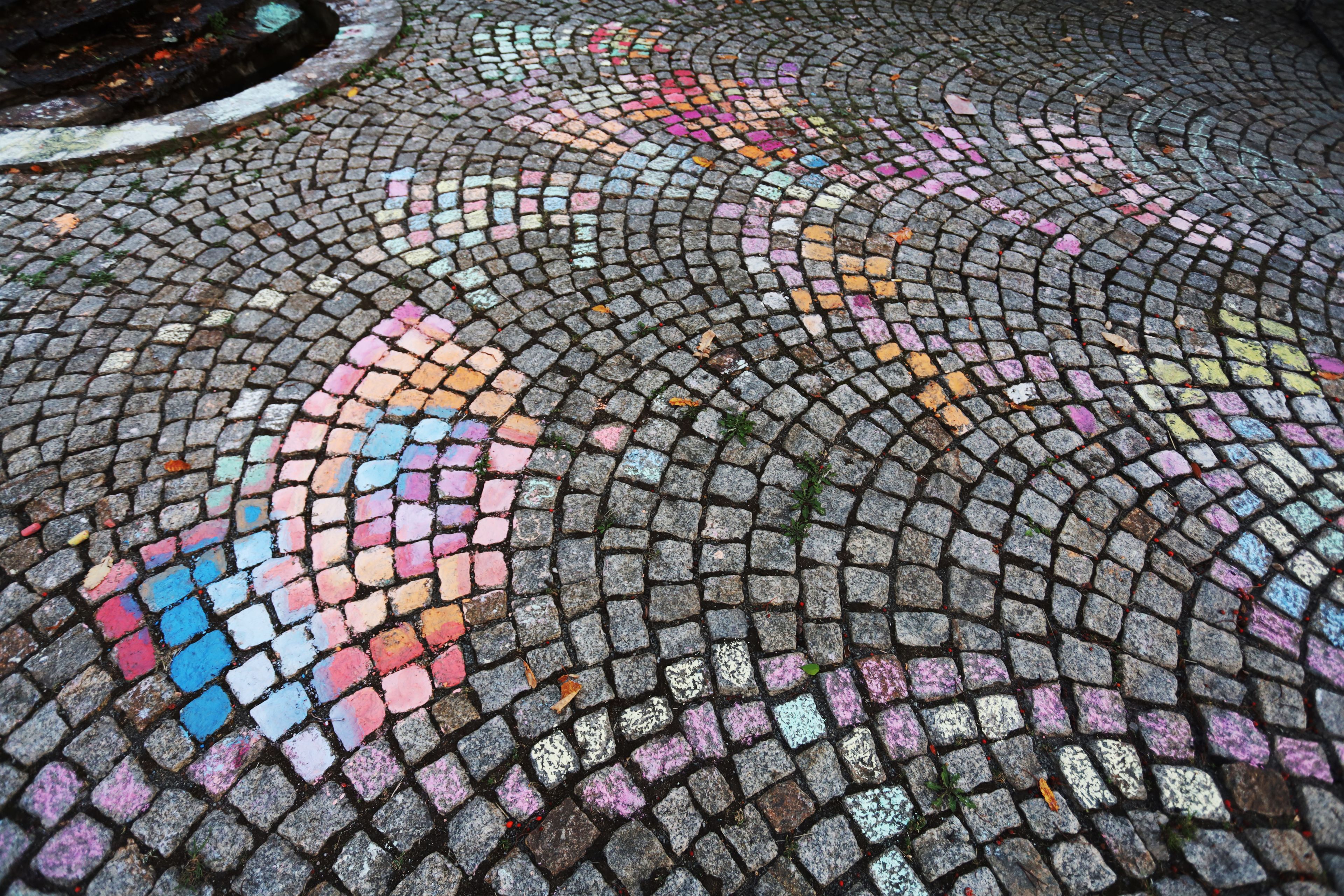 Color vs Cars by Peter Piek + Neues Konsulat