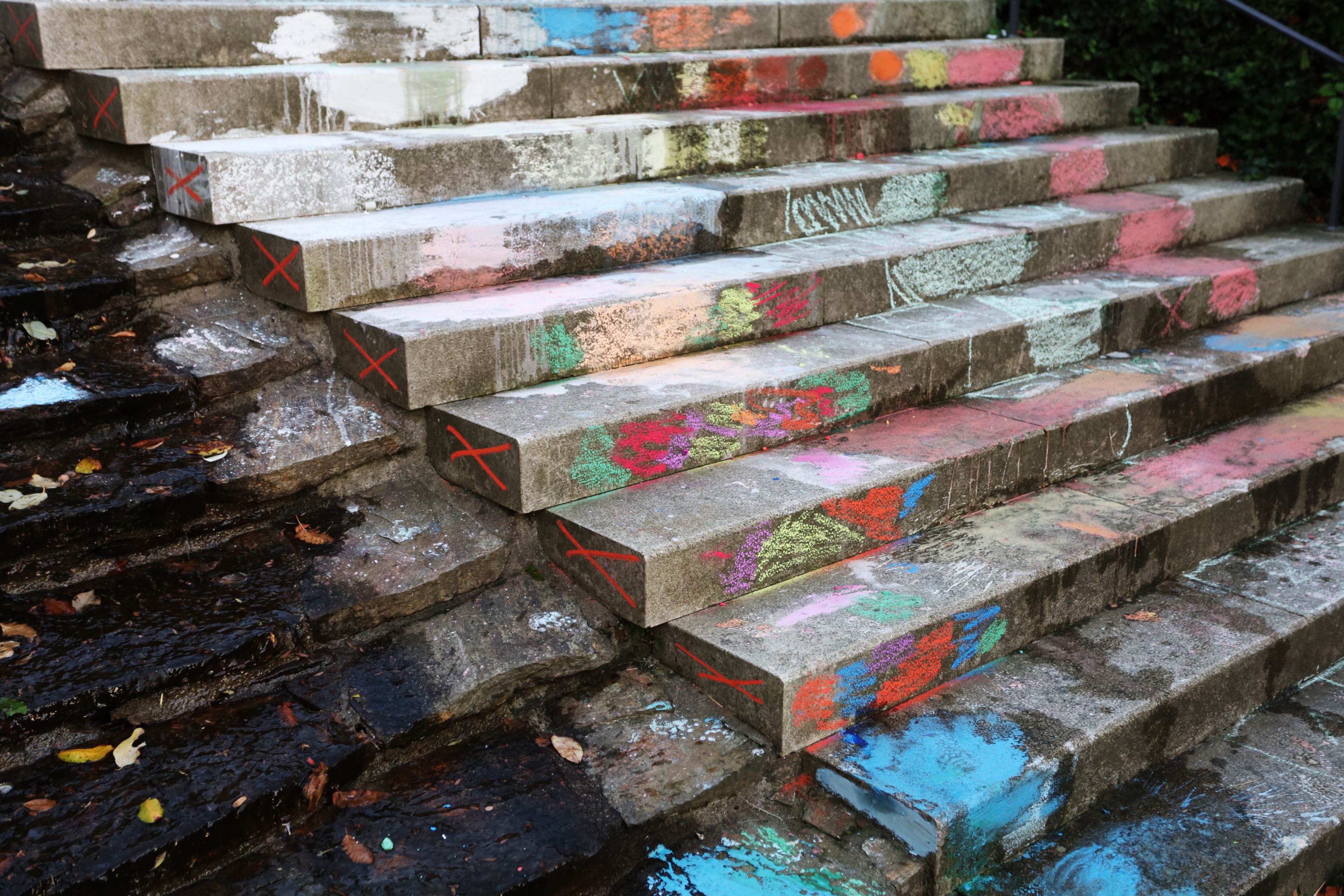 Color vs Cars by Peter Piek + Neues Konsulat