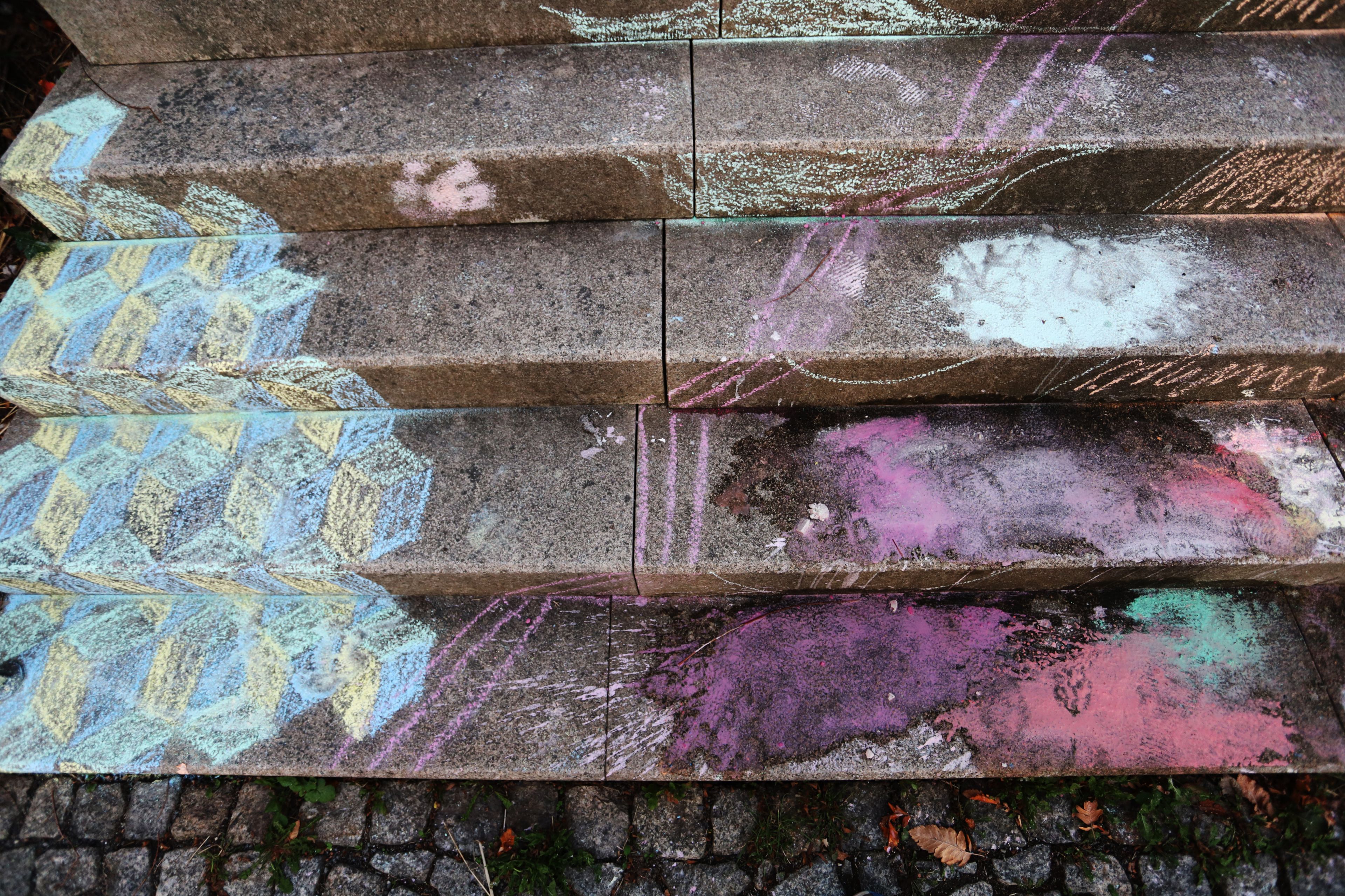 Color vs Cars by Peter Piek + Neues Konsulat