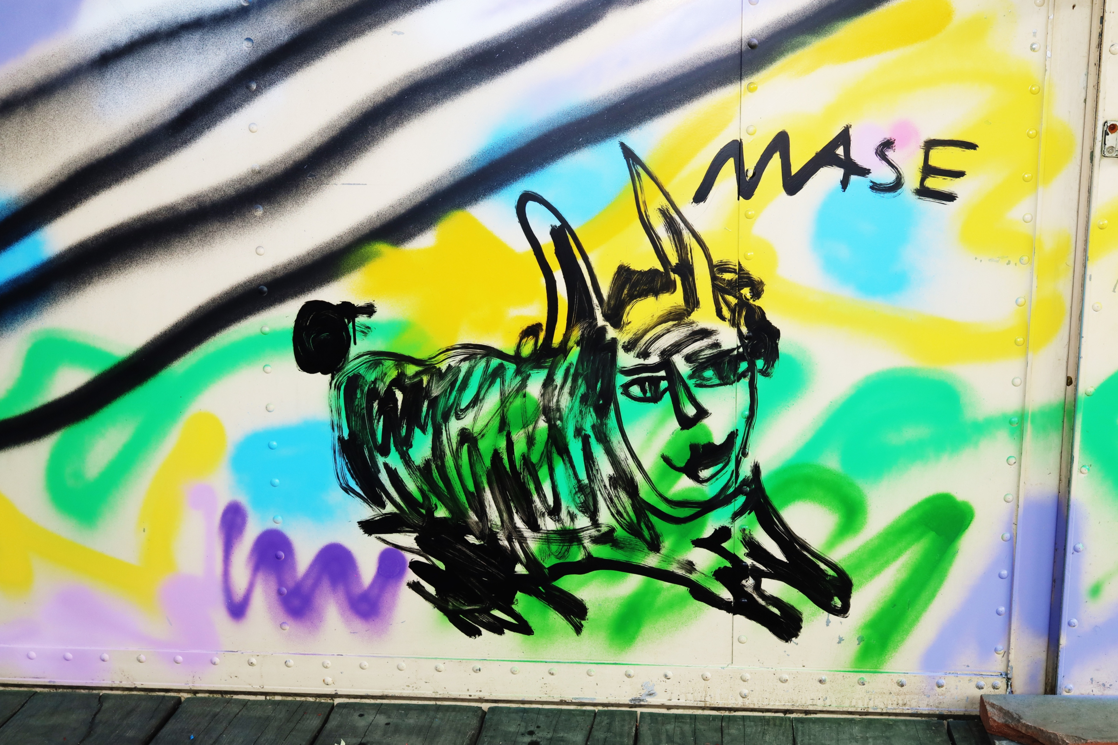 Mase / Halb Mensch Halb Hase by Peter Piek